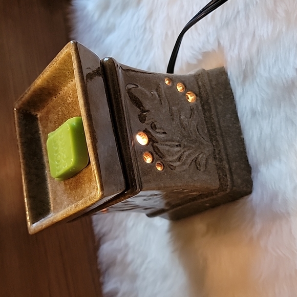 home Direct Other - Home Direct Fragrance Warmer